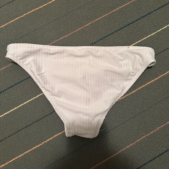 Target bikini bottoms size small - Picture 2 of 2